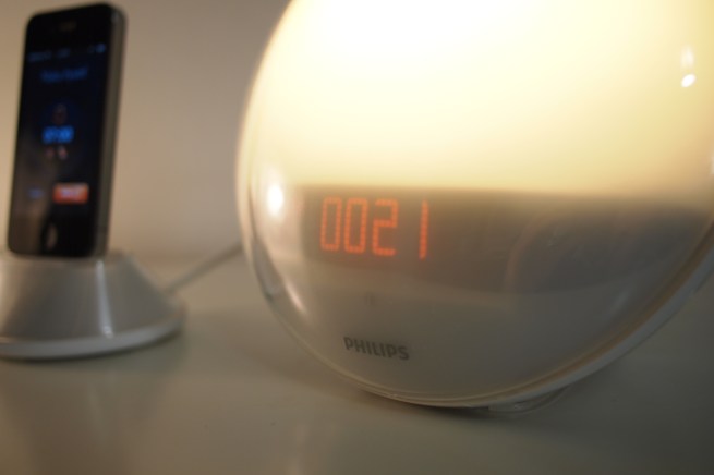 Näytön kirkkaus ei häiritse yöllä