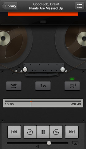 Applen Podcast-sovelluksee on toteutettu puhtaaksi koristeeksi animoitu kelanauhuri. Nauhuri muun muassa pyörii nopeammin, kun äänitettä pikakelataan.