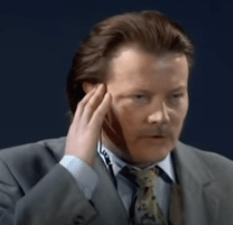 A classical image of Kari Hietalahti from Ihmebantu Korvanappi sketch